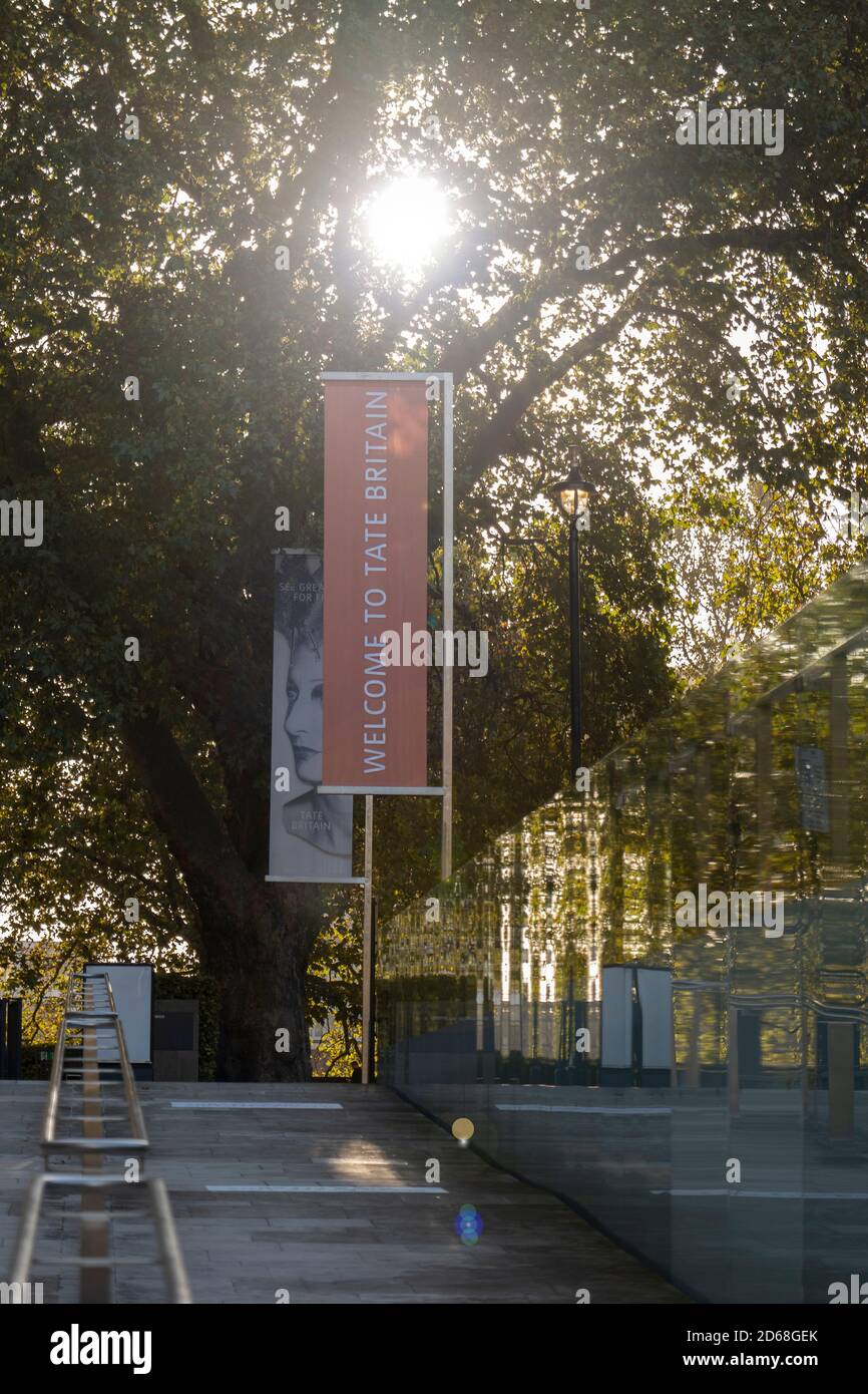 London, England. Oktober 2020. Tate Britain Eingang in London, England. Foto von Sam Mellish Stockfoto London, England. Oktober 2020. Tate Britain Eingang in London, England. Foto von Sam Mellish Stockfoto