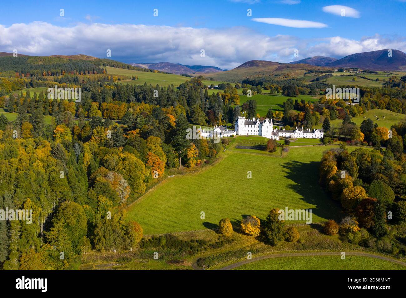 Luftaufnahme von Blair Castle in Blair Atholl bei Pitlochry, Perthshire, Schottland, Großbritannien Stockfoto