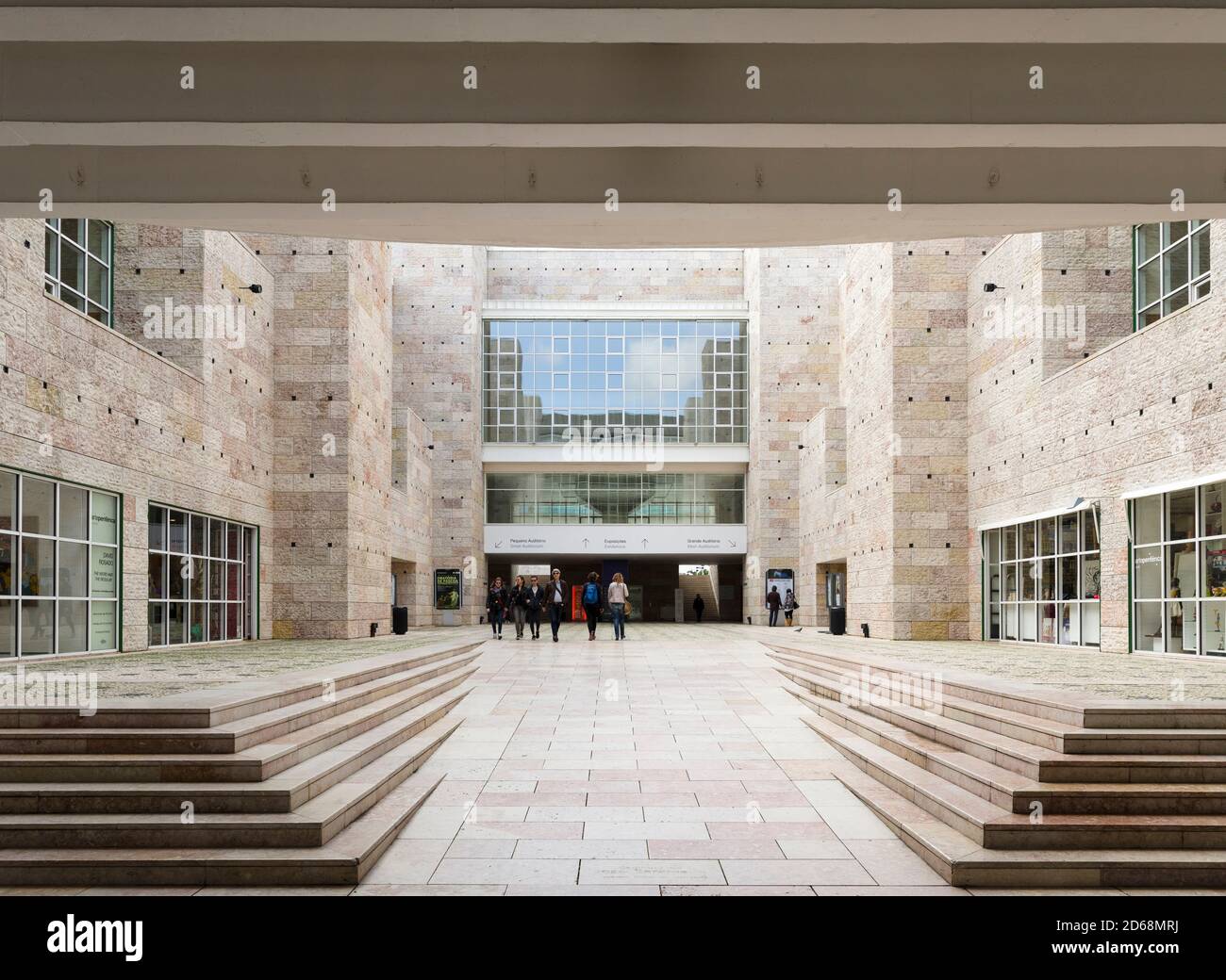 Centro Cultural de Belem, moderne Architektur und ein neues Wahrzeichen in Belem, Lissabon, Portugal Stockfoto