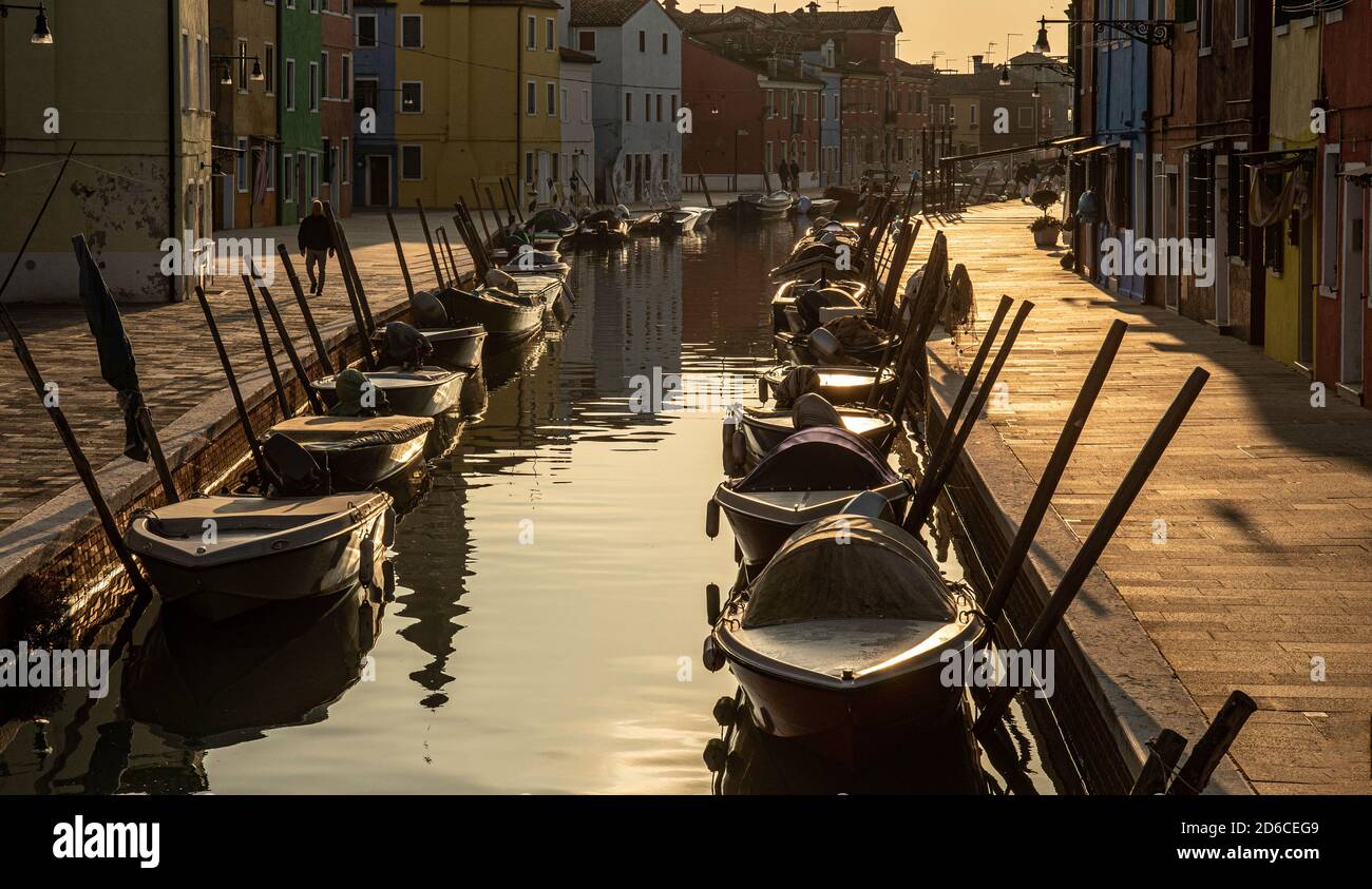 Am frühen Morgen auf dem Burano Kanal Stockfoto