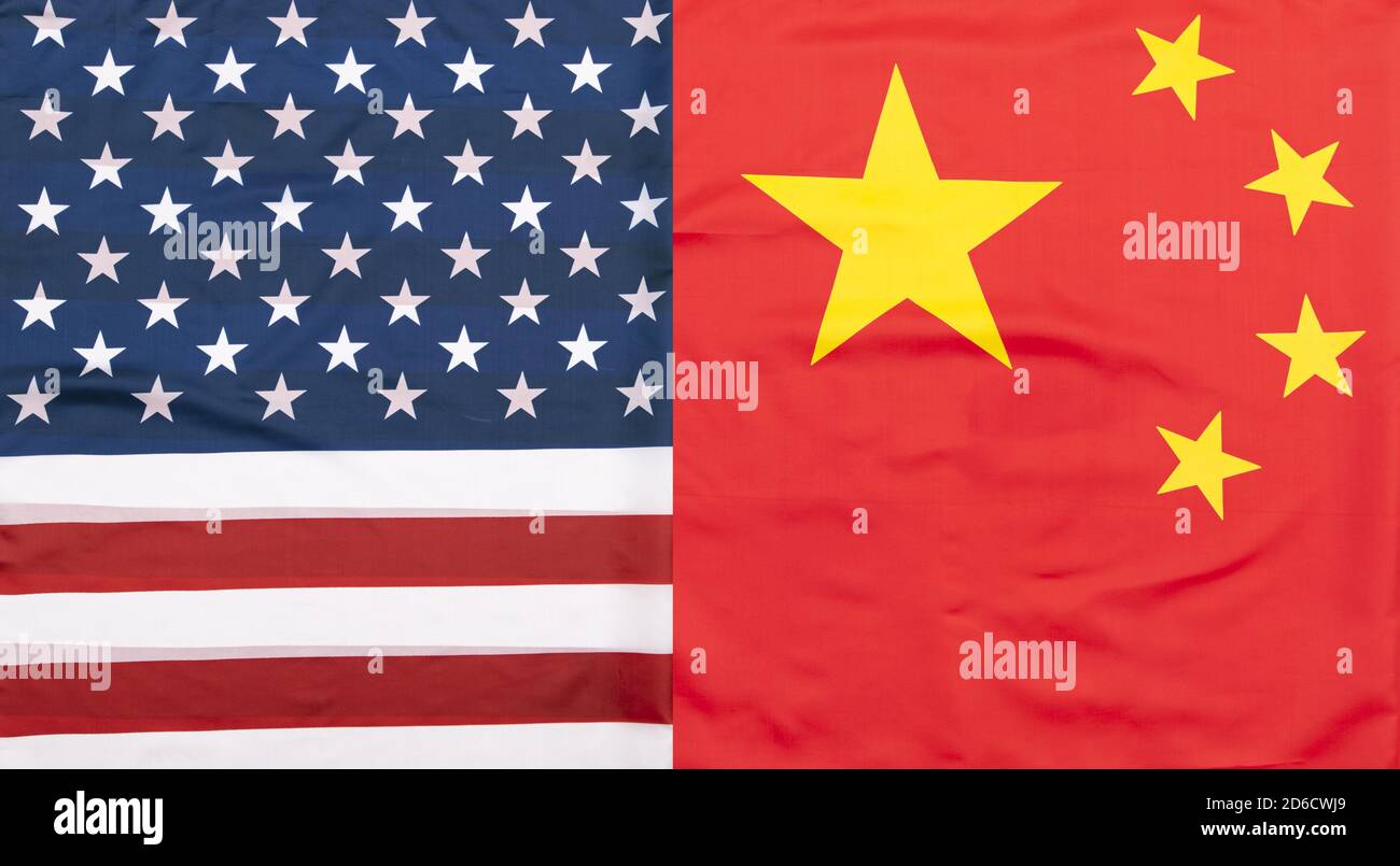 Naturstoff Flagge der Vereinigten Staaten und Flagge Chinas, Konzeptbild Stockfoto