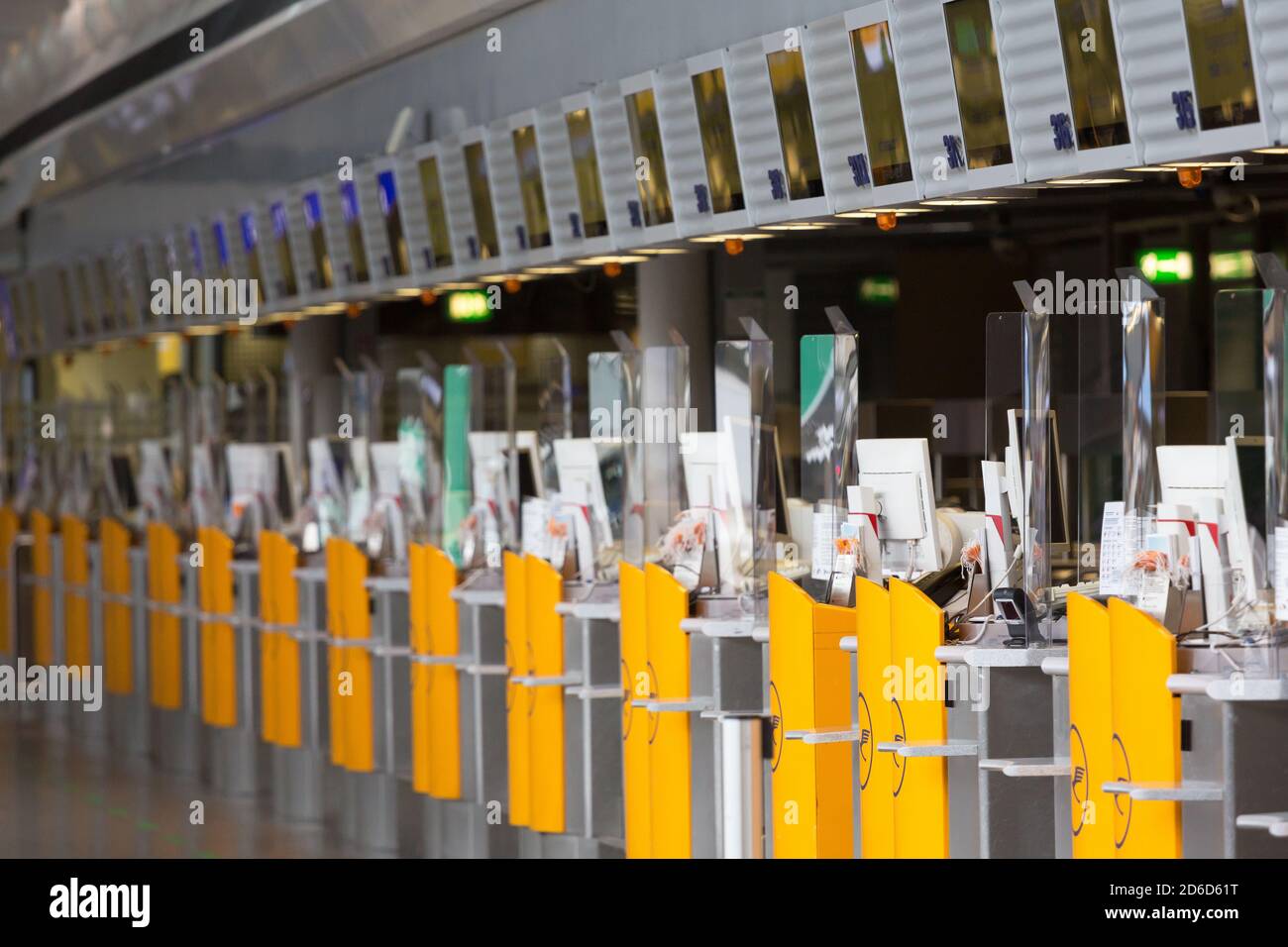 Frankfurt Flughafen Schalter Near 991 Parking www.alamy.de