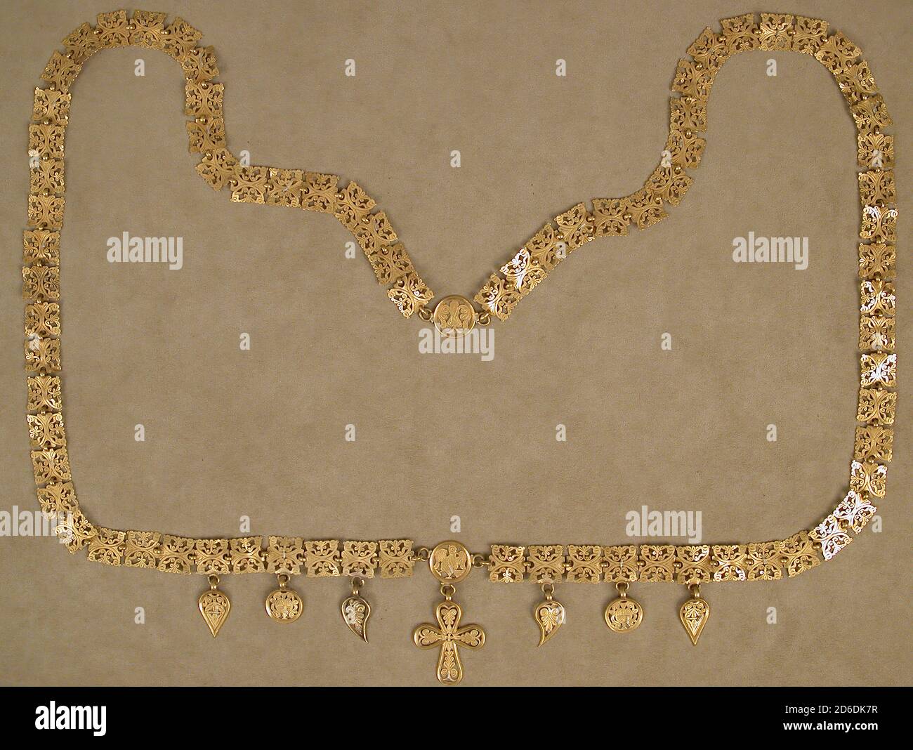 Goldene Halskette mit Kreuz, byzantinisch, 6. Jahrhundert. Stockfoto