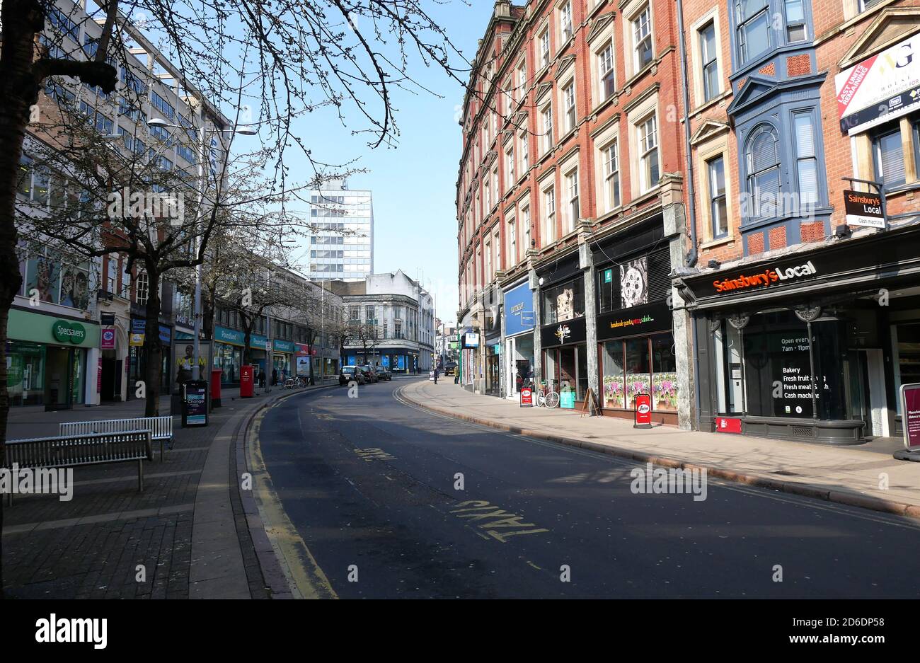 Ein verlassenes Wheeler Gate im Stadtzentrum von Nottingham, während Großbritannien weiterhin im Lockdown ist, um die Ausbreitung des Coronavirus einzudämmen. Stockfoto
