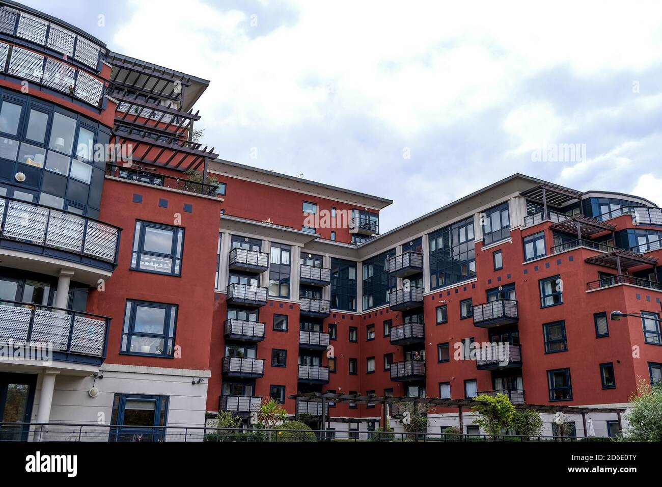 London UK Oktober 19 2020, Luxus-Apartment Entwicklung leiden schlechte Verkäufe und Vermietungen während Covid-19 Lockdown Pandemie Stockfoto