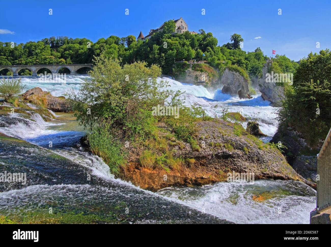 Schloss Laufen Stockfotos Und Bilder Kaufen Alamy