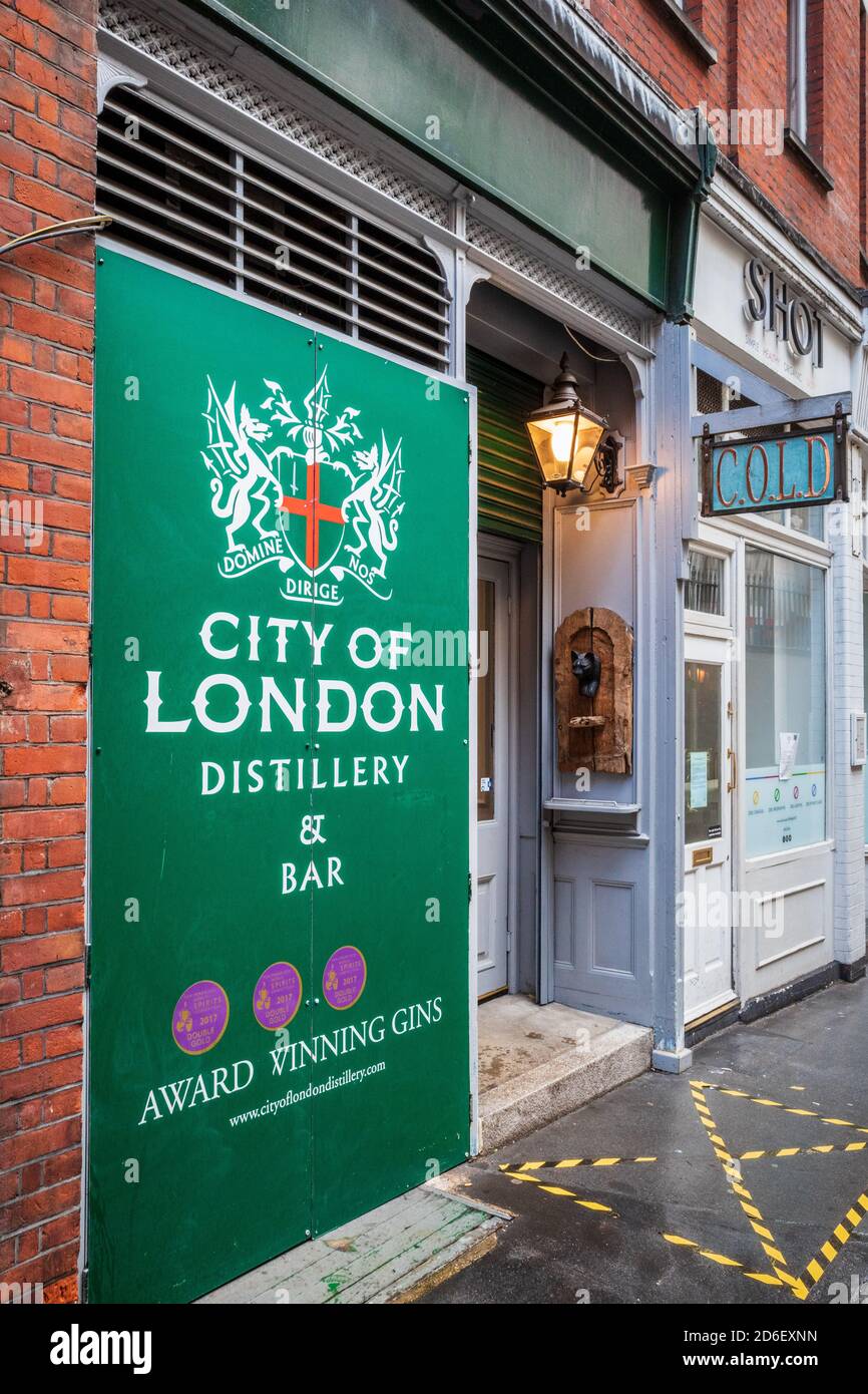 City of London Distillery - C.O.L.D. 22-24 Bride Lane Central London. Gin Destillerie wurde 2012 gegründet, um Gin Destillation in der City of London wiederzubeleben. Stockfoto