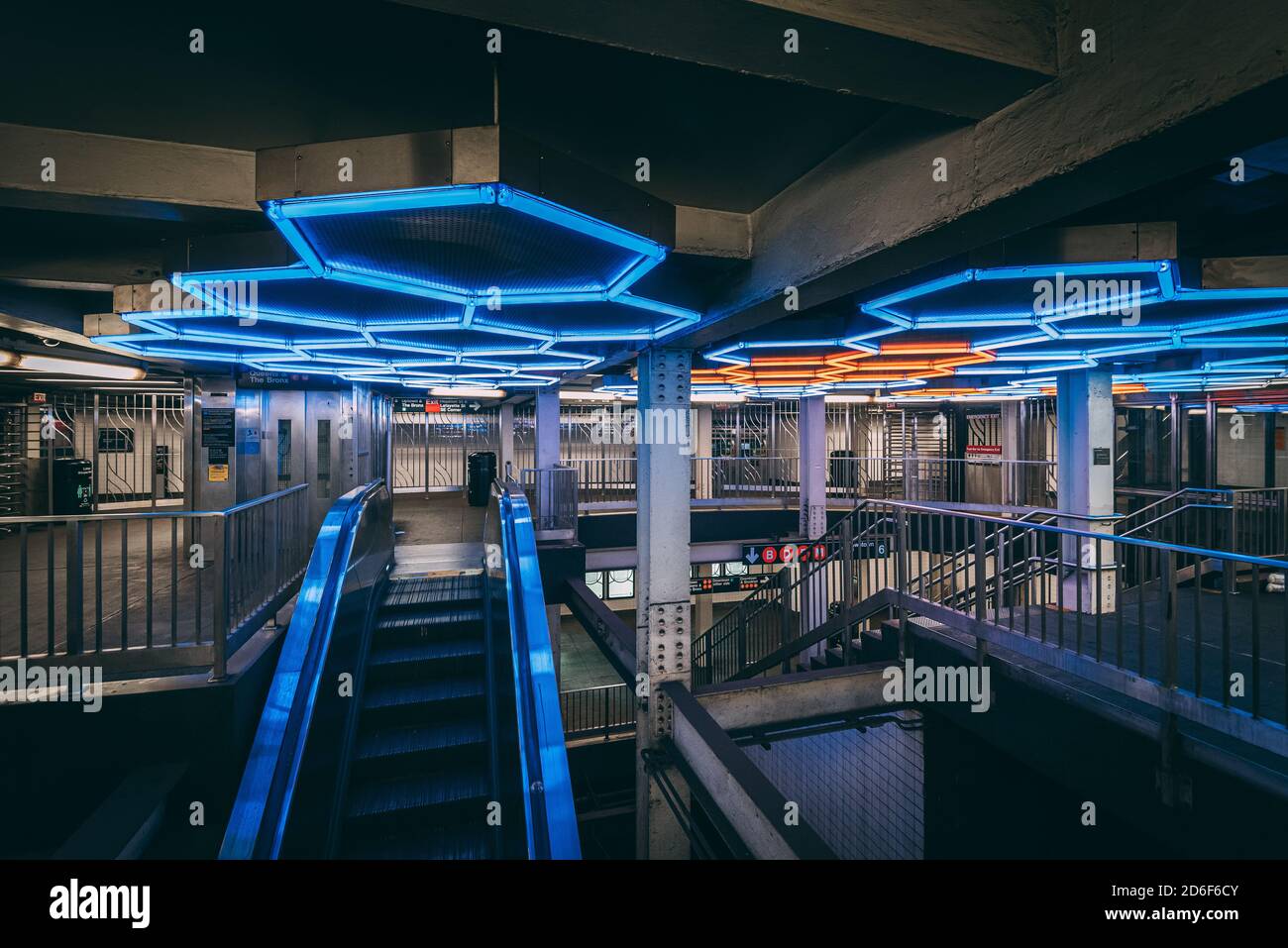 Das Innere der Broadway-Lafayette Street U-Bahn-Station, in Manhattan, New York City Stockfoto