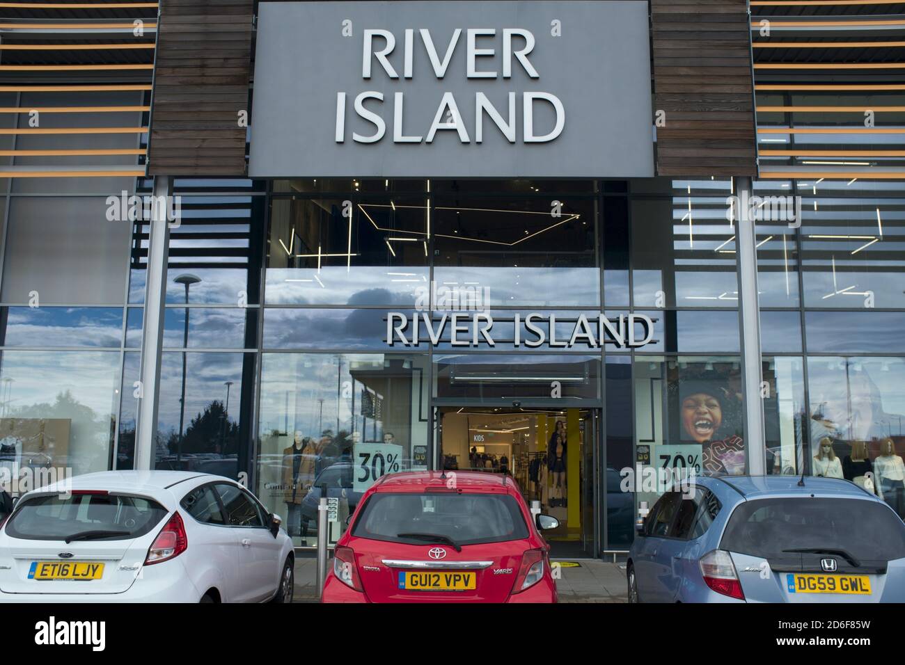 Ein River Island Store im A1 Retail Park, Biggleswade, Beds, England Stockfoto