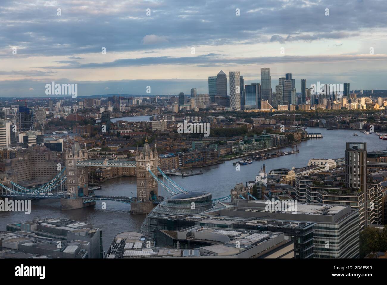 London City Skyline Luftaufnahme. Stockfoto