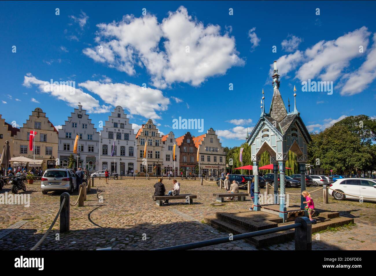 Friedrichstadt Marktplatz, alte Häuser, Nordsee, Nordfriesland, Holländische Stadt Stockfoto