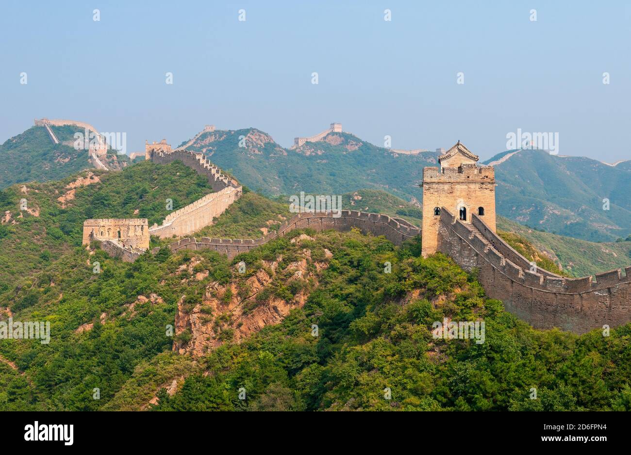 Große Mauer bei Sonnenuntergang, Jinshanling, China. Stockfoto