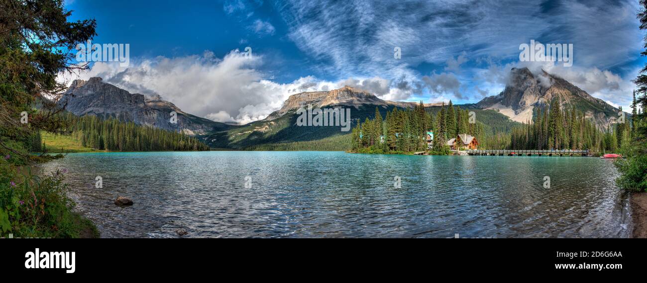 Die herrliche Landschaft rund um Emerald Lake Lodge. Stockfoto