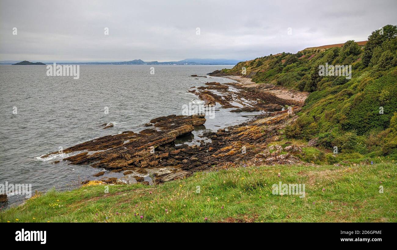 Raue Küste Von Fife Stockfoto