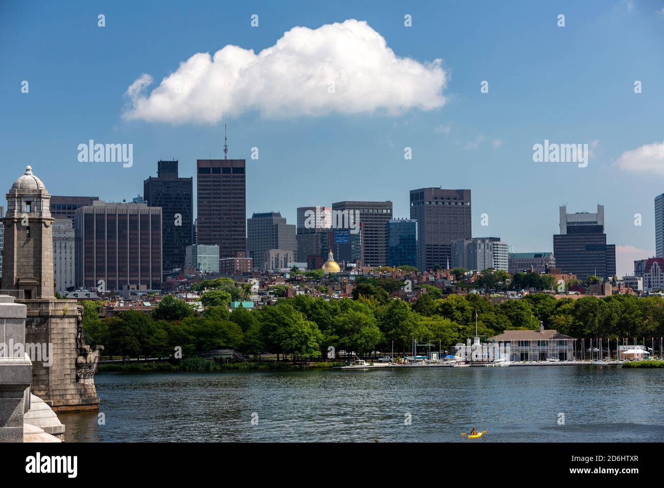 Charles River und Boston Skyline von Longfellow Bridge, Massachusetts, USA Stockfoto