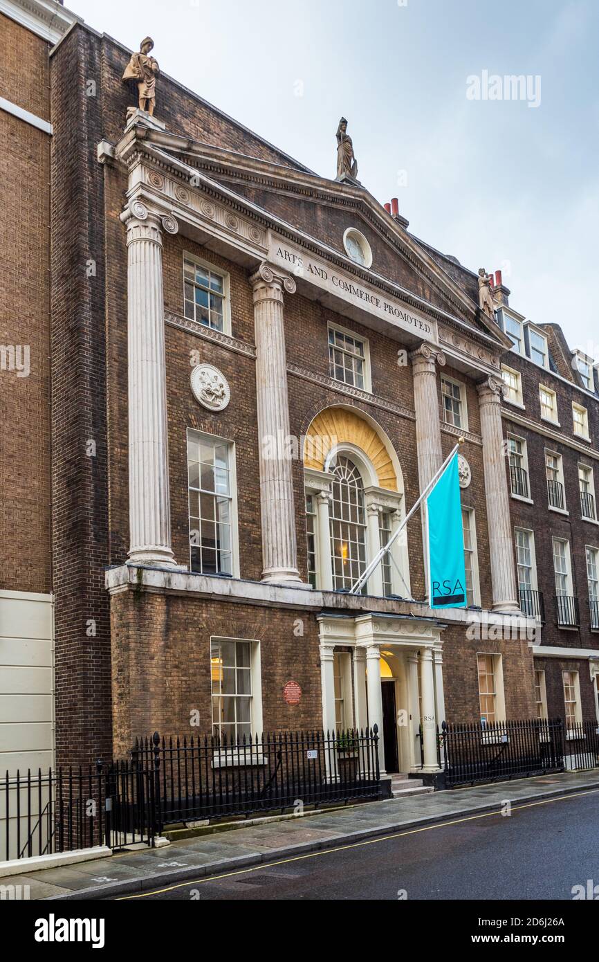 Die Royal Society of Arts RSA-Gebäude auf John Adam Street in der Nähe von The Strand im Zentrum Londons. Architekten James und Robert Adam. 1774. Stockfoto