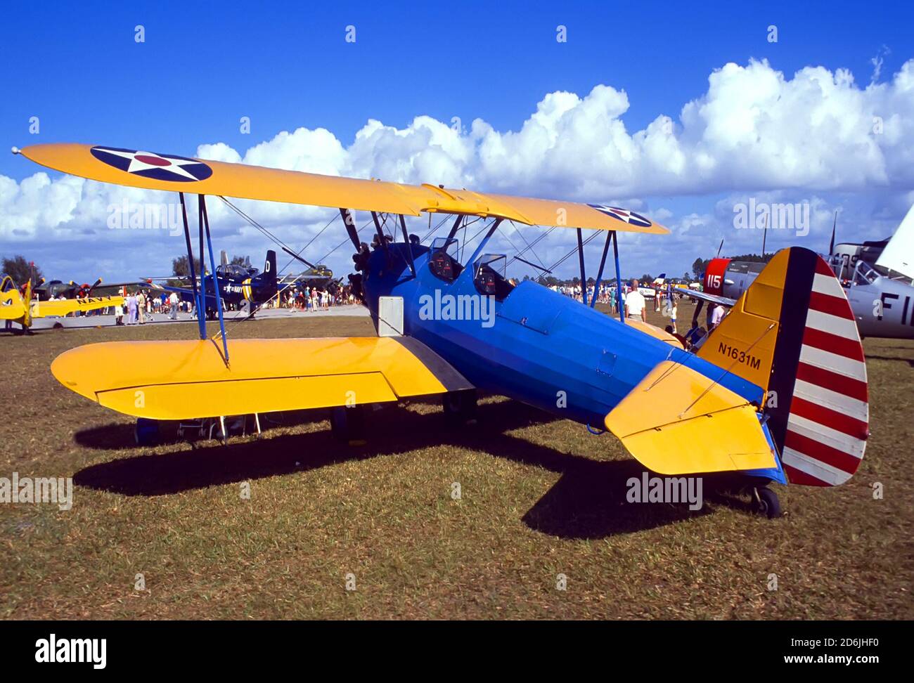 WW I Bi-geflügelte Flugzeug auf dem Display im Kriegsvogelmuseum - Kissimme, Florida Stockfoto