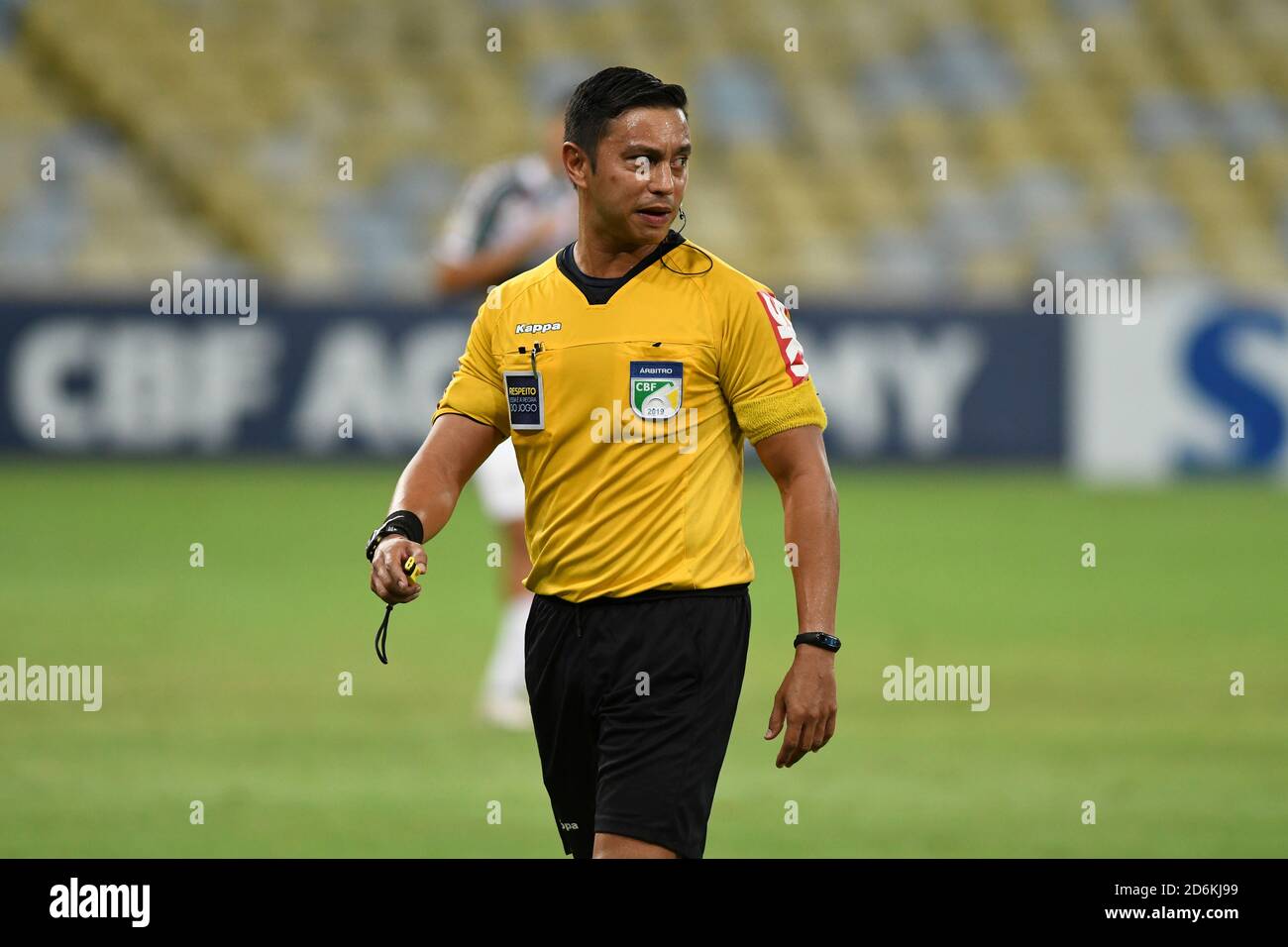 Rio, Brasilien - 17. oktober 2020: Gilberto Rodrigues Castro Juniorschiedsrichter im Spiel zwischen Fluminense 2 und 2 Ceara bei der Brasilianischen Meisterschaft in Marac Stockfoto