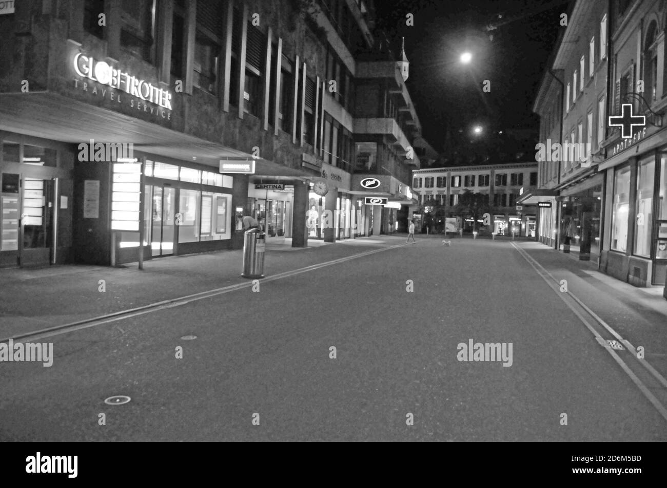 Baden/Schweiz: Die Sperrung des Corona Virus hat die meisten Geschäfte in Baden und das Nachtleben komplett getroffen Stockfoto