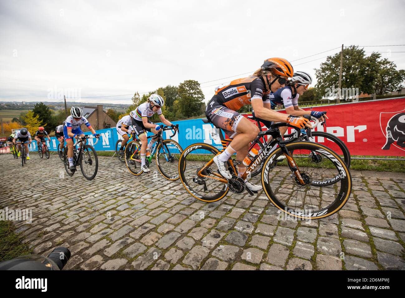 OUDENAARDE, 18-10-2020, Radsport, Ronde van Vlaanderen, anna van der breggen en amy pieters op de Patersberg Stockfoto