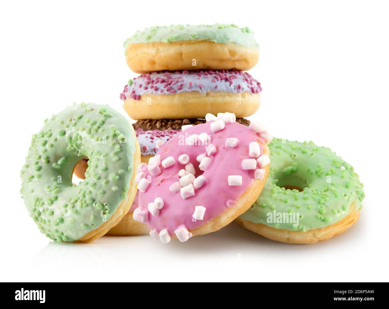 Bunte Donuts isoliert auf weißem Hintergrund. Stockfoto
