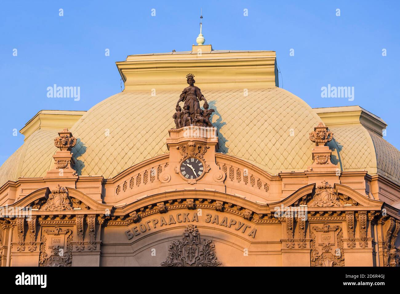 Serbien, Belgrad, Savamala, Belgrad Waterfront Gebäude - der Hauptsitz des Waterfront-Projekts früher der Belgrad Cooperative Palace Stockfoto