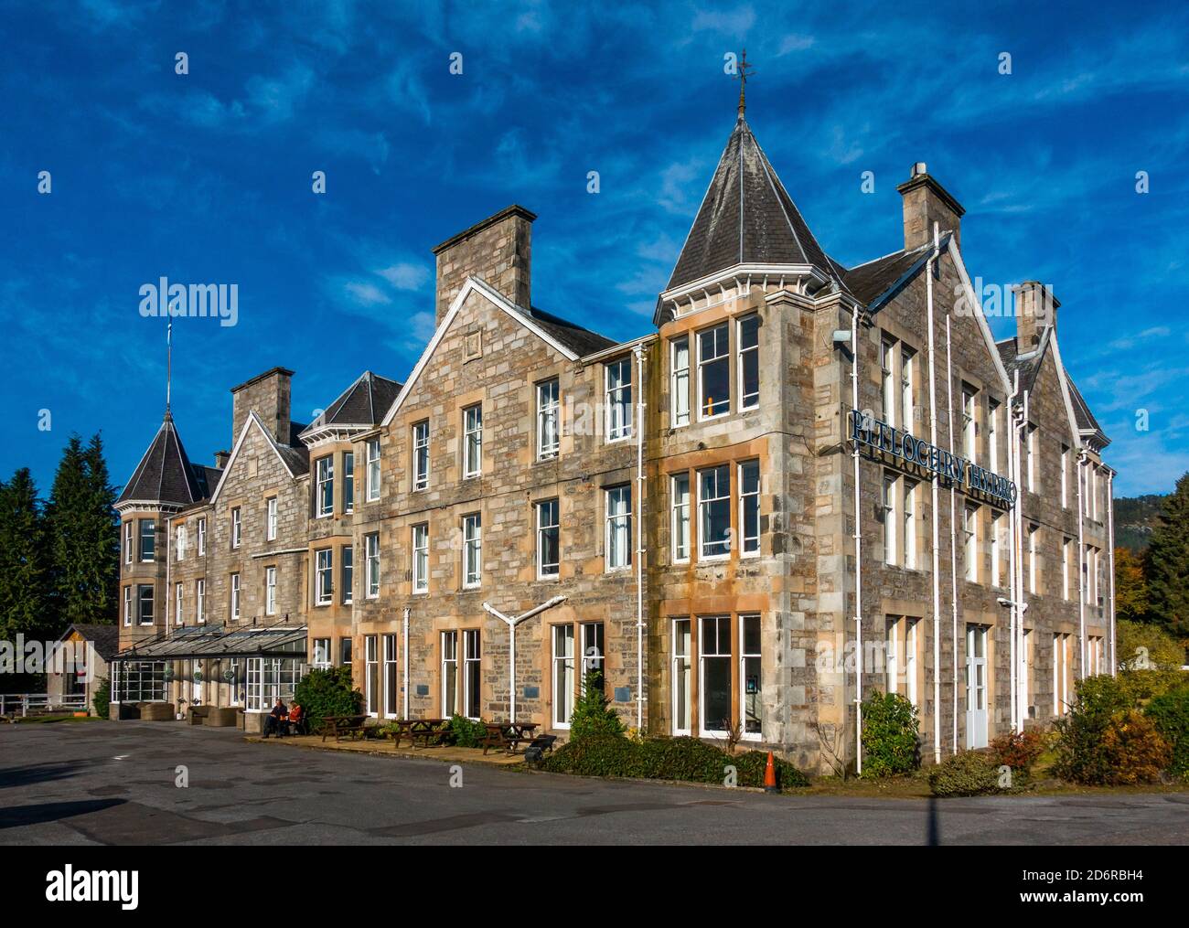 Das Pitlochry Hydro Hotel in der Stadt Pitlochry, Perthshire, Schottland, Großbritannien Stockfoto