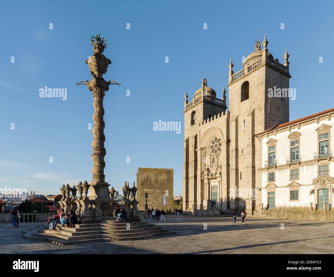 Die Kathedrale von Terreiro da SE. Stadt Porto (Porto) in Rio Douro im Norden Portugals. Die Altstadt ist zum UNESCO-Weltkulturerbe erklärt. Europa, Stockfoto