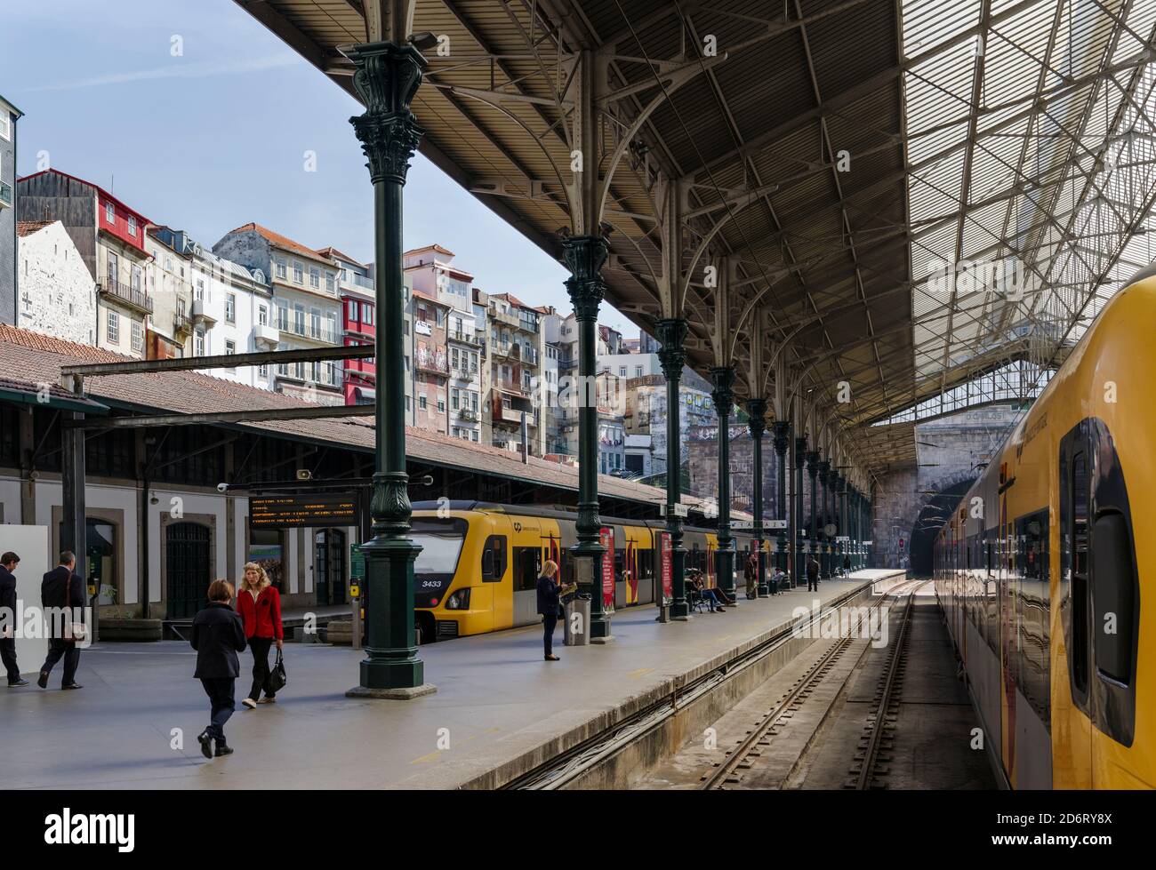 Sao Bento Bahnhof, einer der Ikonen von Porto. Stadt Porto (Porto) in Rio Douro im Norden Portugals. Die Altstadt ist als UNESCO-Welt Stockfoto
