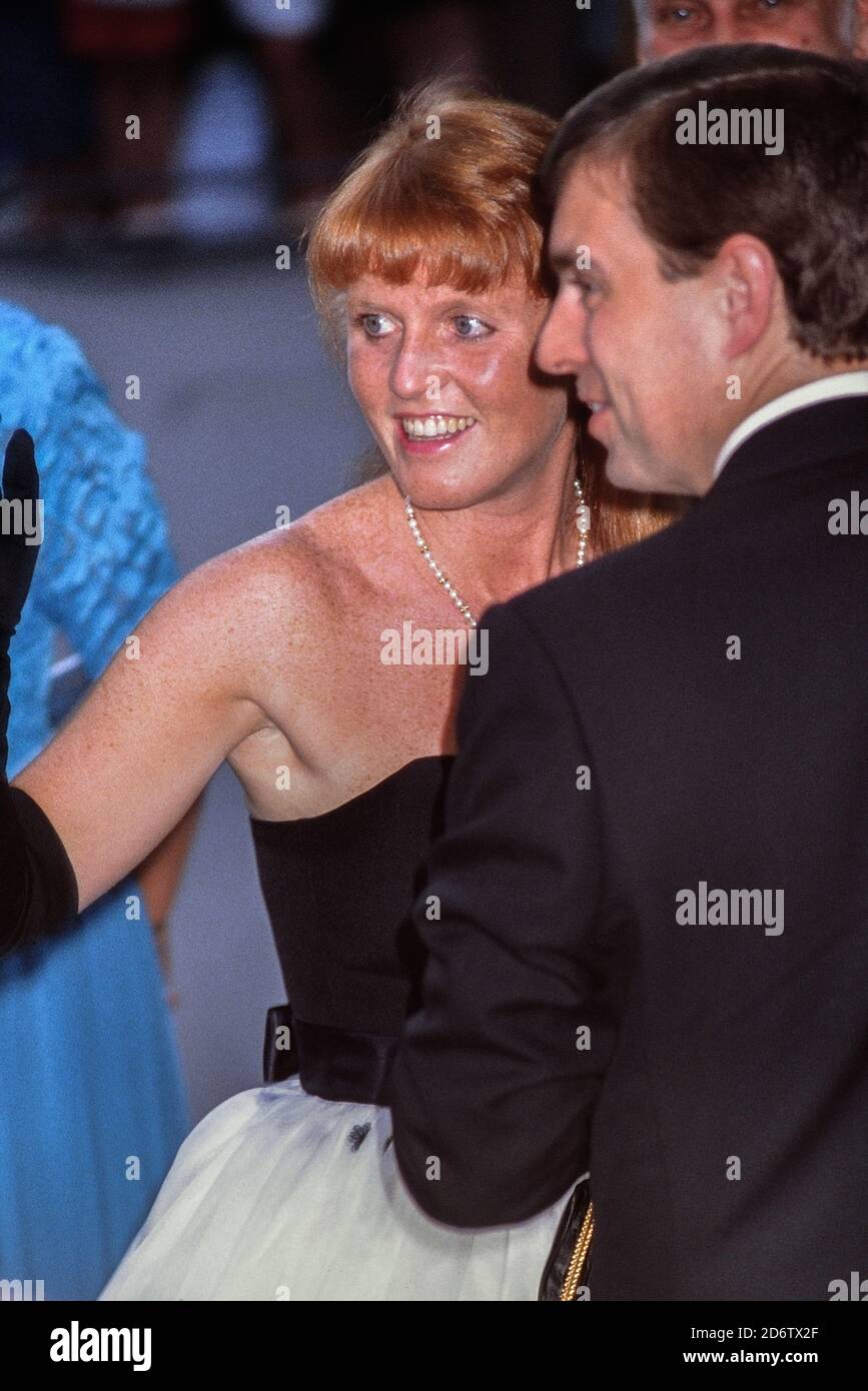 Prinz Andrew mit seiner Ex-Frau Sarah Ferguson. Der Herzog und die Herzogin von York. London, England, Großbritannien. 1989 Stockfoto