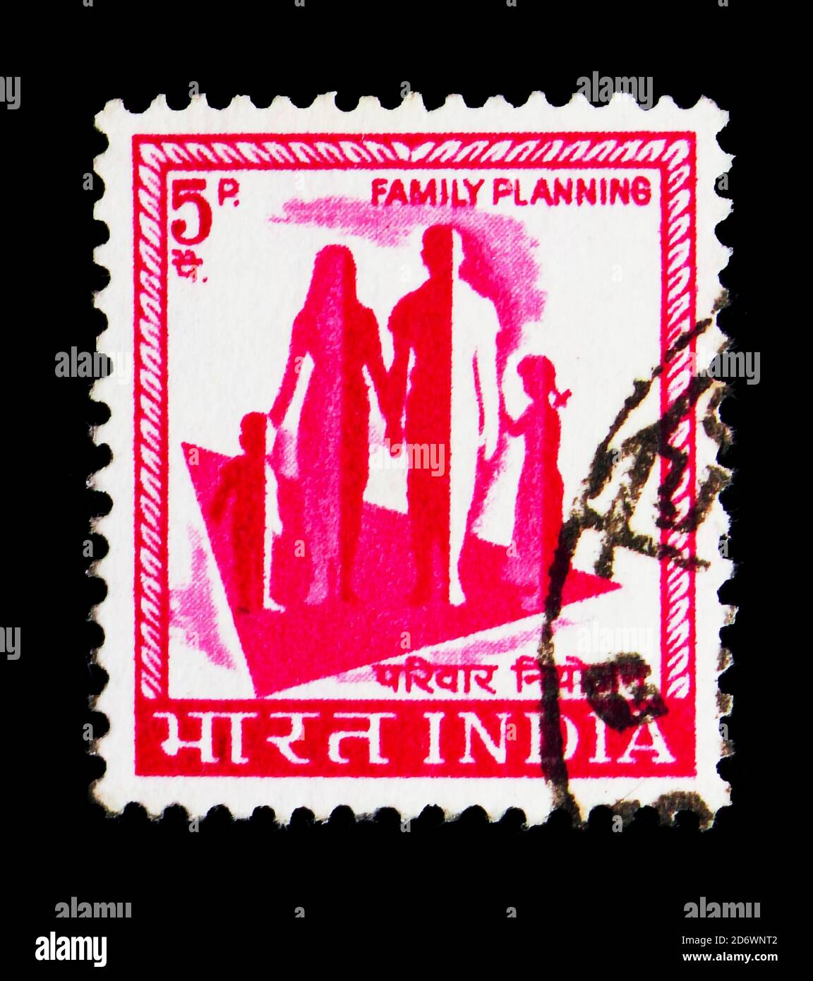MOSKAU, RUSSLAND - 13. MAI 2018: Eine in Indien gedruckte Briefmarke zeigt Symbol der Kampagne für sinnvolle Familienplanung, Country Motifs Serie, um 1974 Stockfoto
