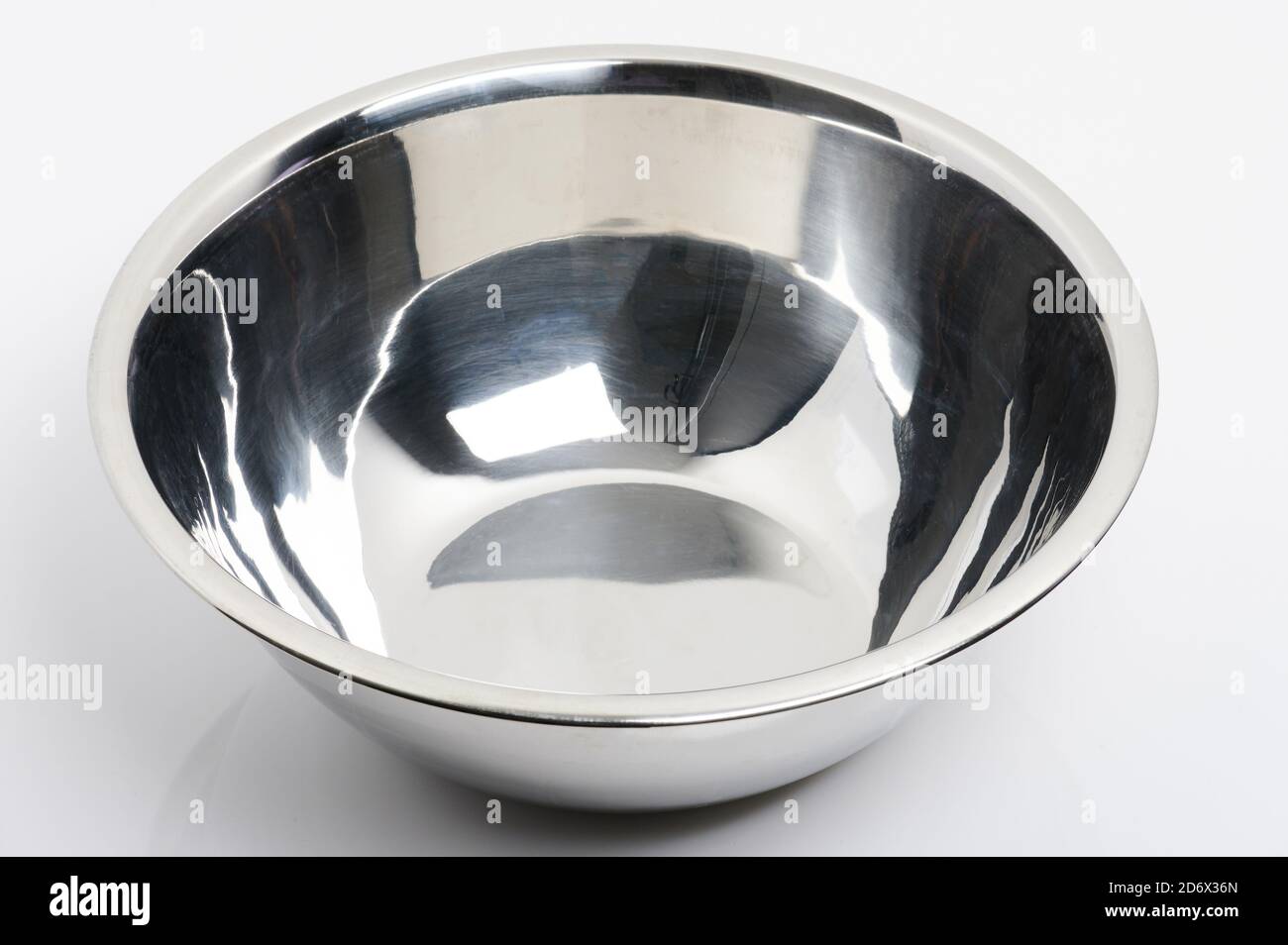 Rostfreier Stahl Food Bowl isometrische Ansicht isoliert Stockfoto