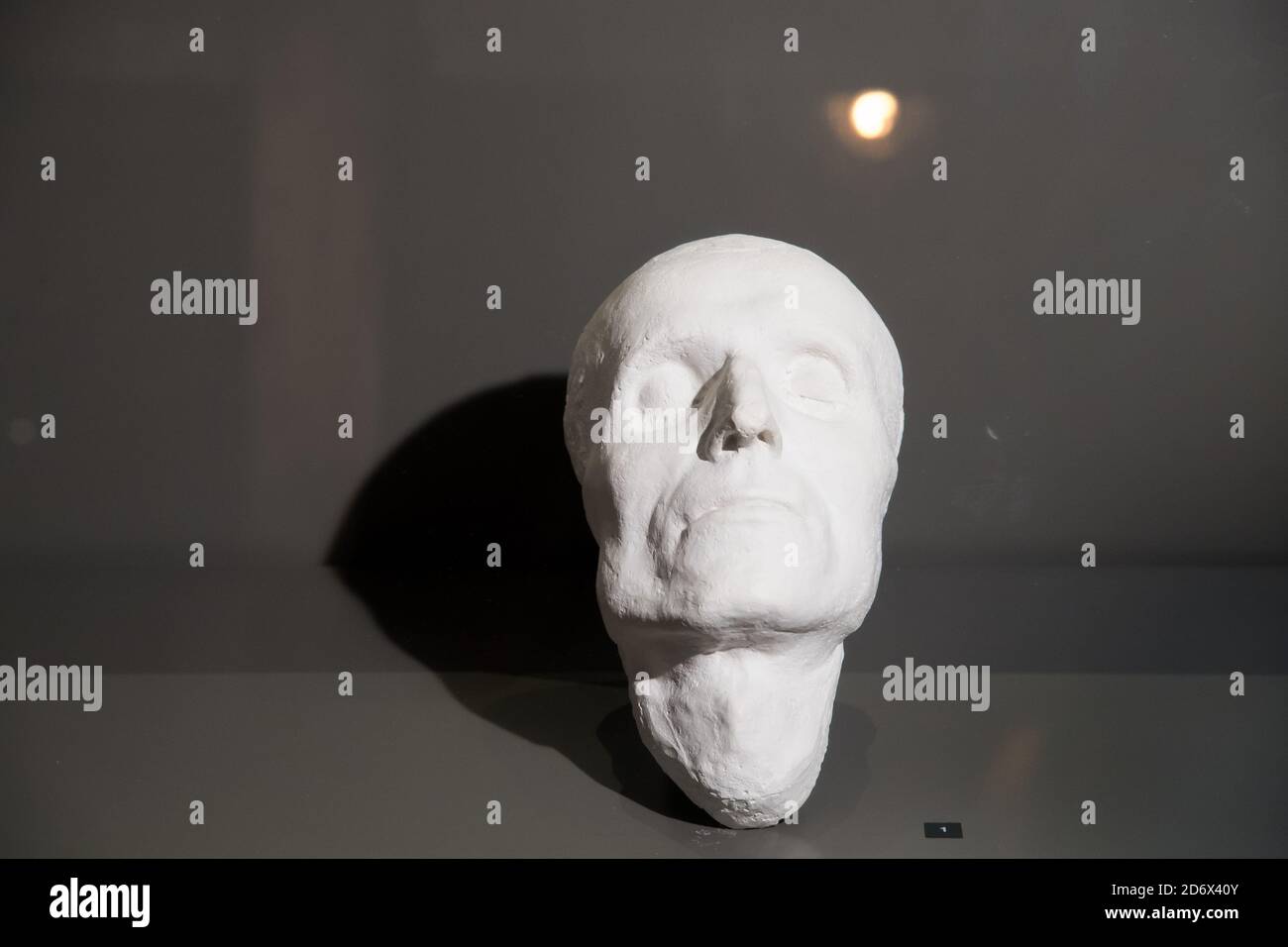 Selige Stefan Wincenty Frelichowski Totenmaske im Museum des Zweiten Weltkriegs in Danzig, Polen. 15. Oktober 2020 © Wojciech Strozyk / Alamy Sto Stockfoto