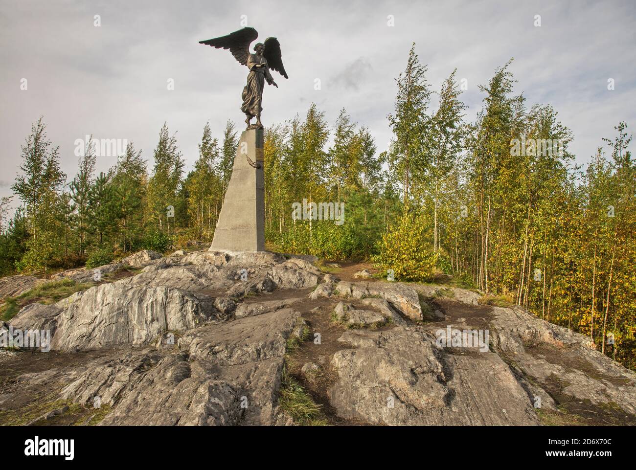 Denkmal des Schutzengels in Sortavala (Serdobol). Republik Karelien. Russland Stockfoto