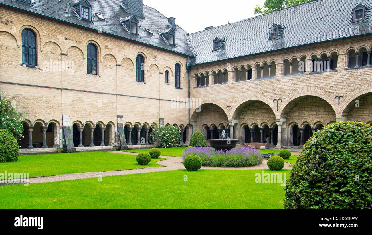 Kloster St. Martin's Bonner Münster in Bonn, Deutschland Stockfoto