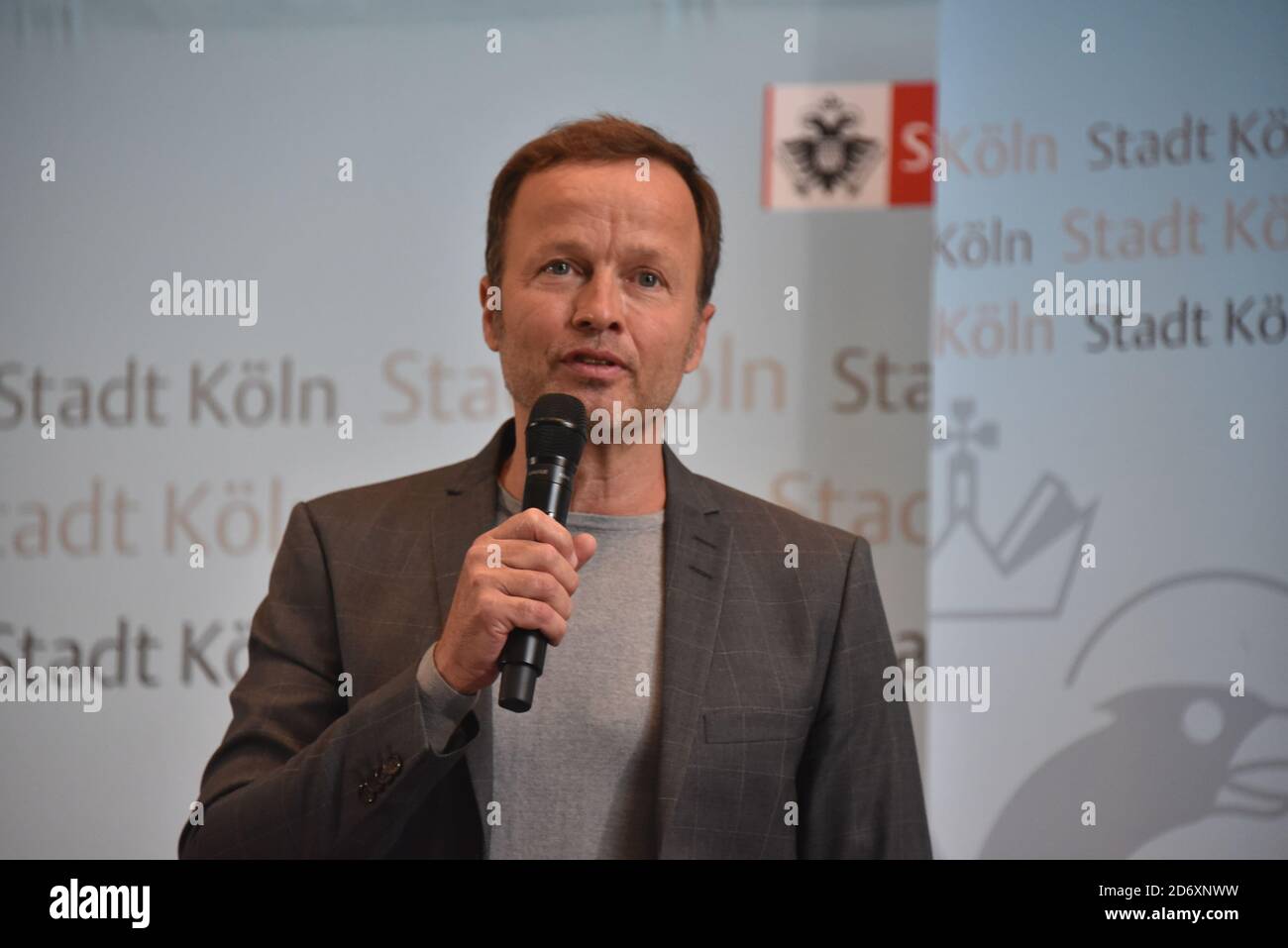 George restle -Fotos und -Bildmaterial in hoher Auflösung – Alamy