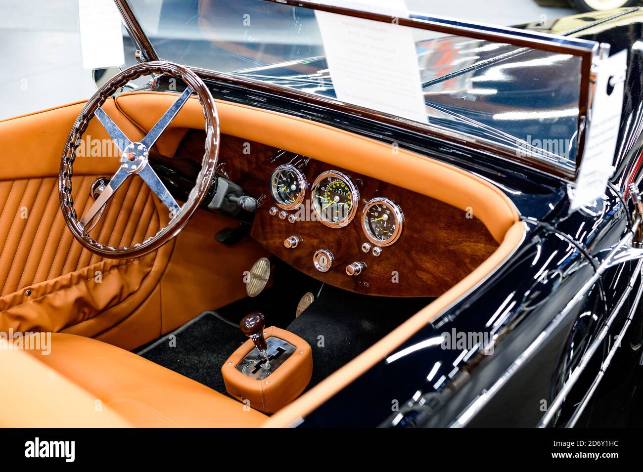 Oldtimer Auktion Stockfotos Und Bilder Kaufen Alamy