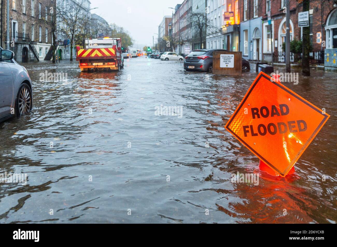 Cork, Irland. Oktober 2020. Cork Stadt überflutet heute Morgen, mit South Mall und die niedrig liegenden Kais tragen die Hauptlast des Flutwassers. Quelle: AG News/Alamy Live News Stockfoto