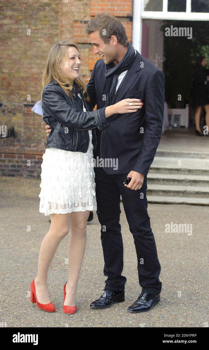 Oliver Jackson-Cohen bei der Sommerparty des English National Ballet in der Orangery in Kensington Gardens im Zentrum von London. Stockfoto