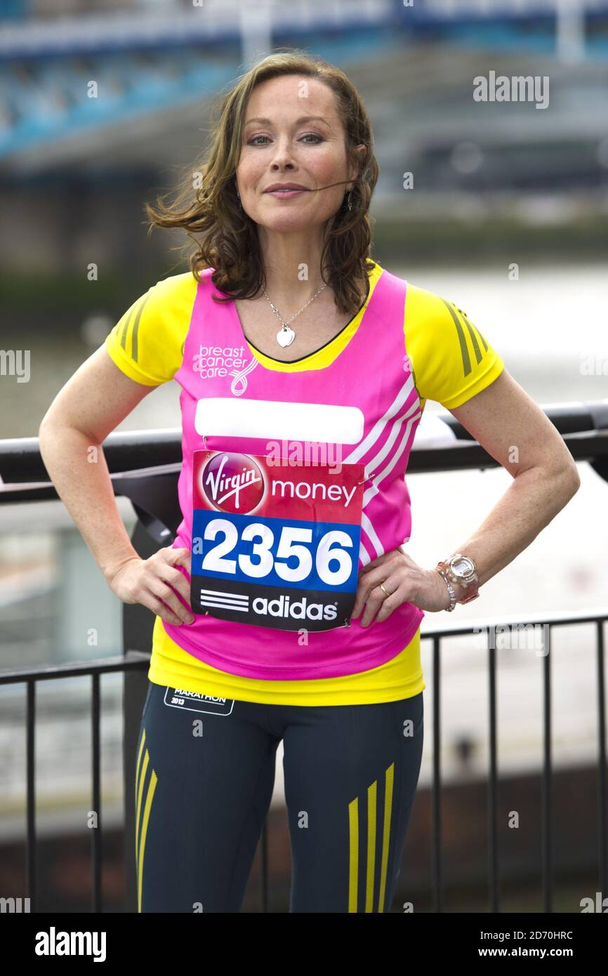 Amanda Mealing im Tower Hotel im Zentrum von London auf einem Fotocall für den London Marathon. Stockfoto