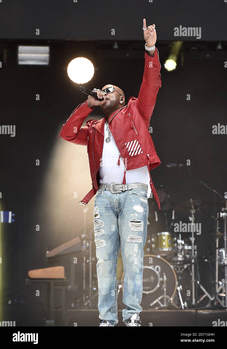WÄHREND des Summertime Ball von Capital FM im Wembley Stadium, London, TRITT FLO Rida AUF der Bühne auf. Stockfoto