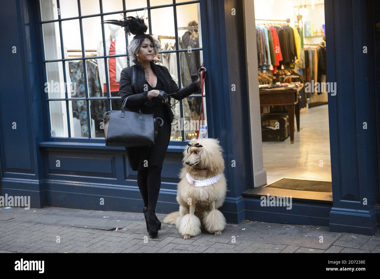 Atmosphäre in Soho während der London Fashion Week, im BFC Show Space, Brewer Street Car Park, London. Bilddatum: Samstag, 17. 2016. Bildnachweis sollte lauten: Matt Crossick/ EMPICS Entertainment. Stockfoto