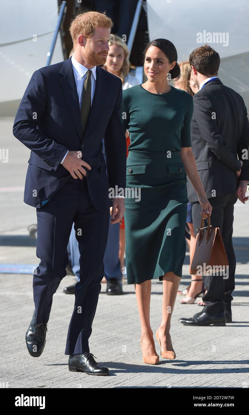 Prinz Harry und Meghan Markle, der Herzog und die Herzogin von Sussex, bei der Ankunft am Dublin Airport, Irland. Bilddatum: Mittwoch, 10. Juli 2018. Bildnachweis sollte lauten: Matt Crossick/ EMPICS Entertainment. Stockfoto