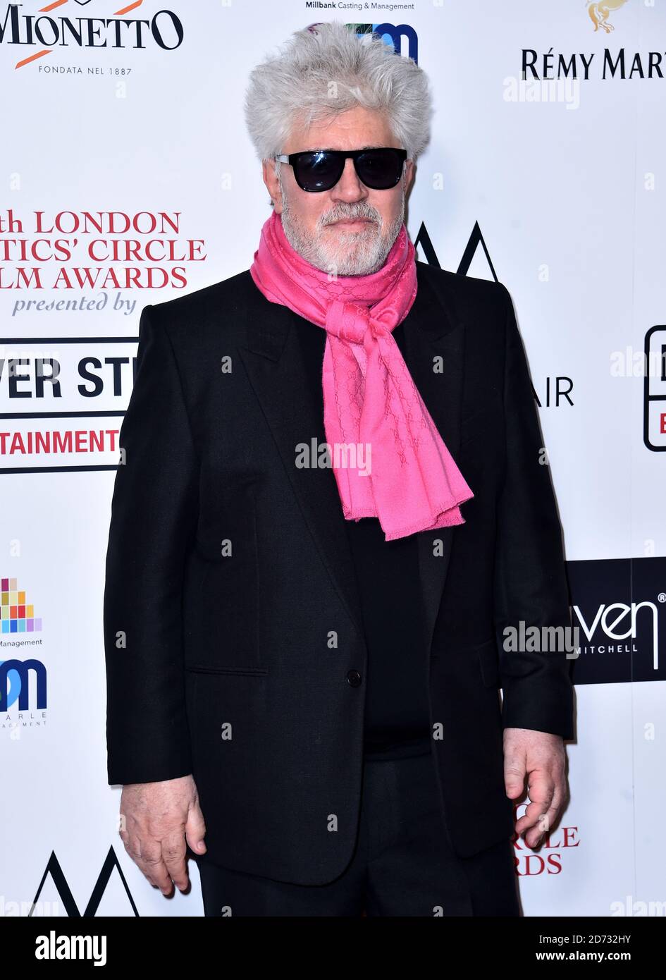 Pedro Almodovar beim 39. London Critics' Circle Film Award Im May Fair Hotel in London Stockfoto