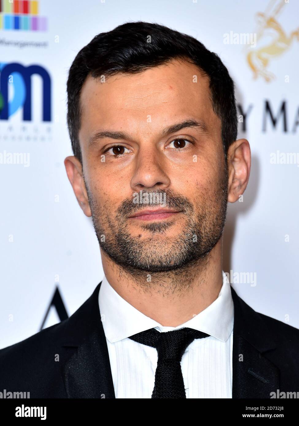 Dimitri Doganis nimmt an den 39. London Critics' Circle Film Awards Teil Im May Fair Hotel in London Stockfoto