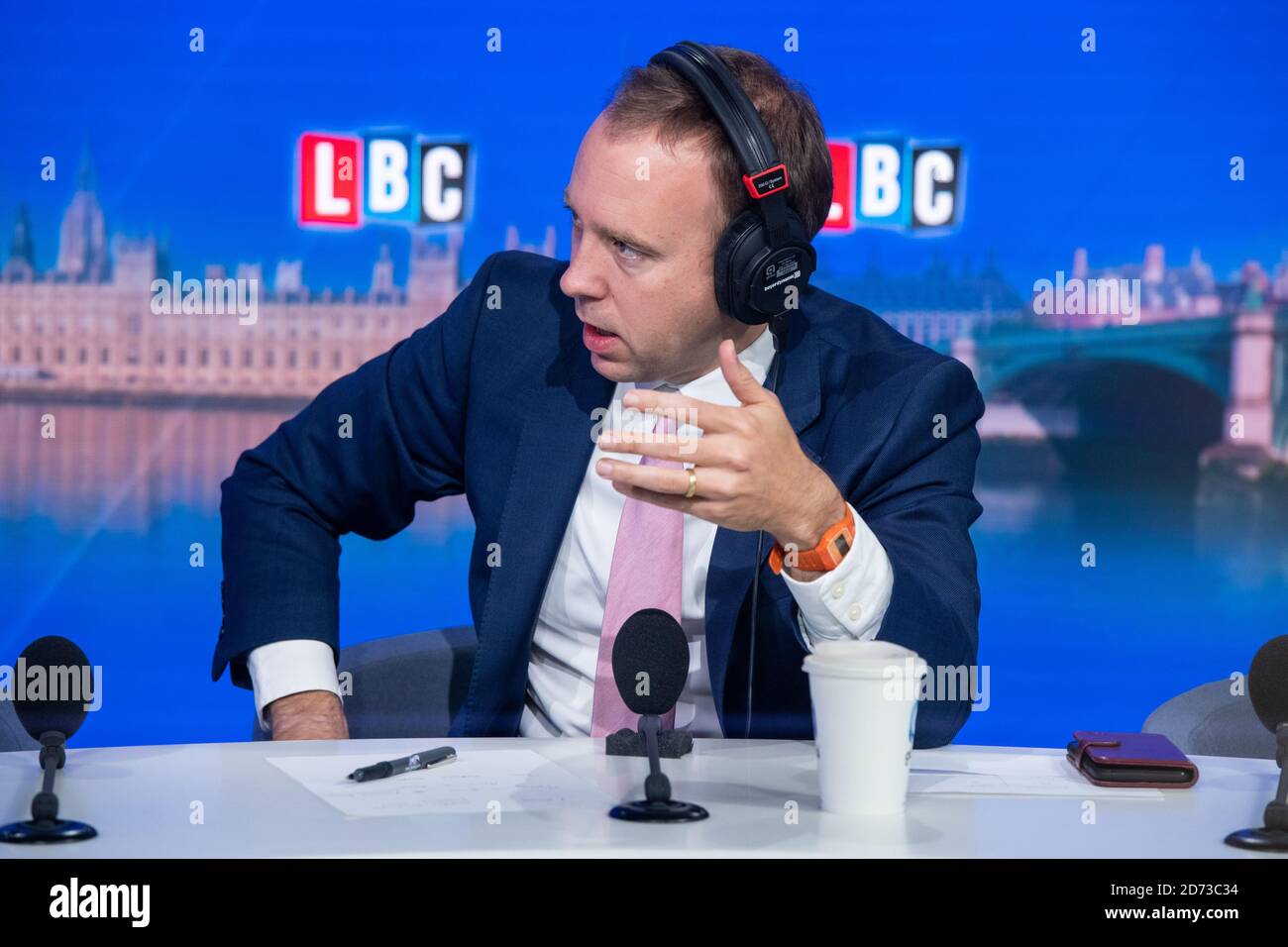 Health Secretary Matt Hancock im Bild während LBCâ €™s neue Telefon-in, Call the Cabinet, mit Gastgeber Nick Ferrari, in ihrem neuen Studio in Millbank, London. Bilddatum: Montag, 7. September 2020. Bildnachweis sollte lauten: Matt Crossick/Empics Stockfoto