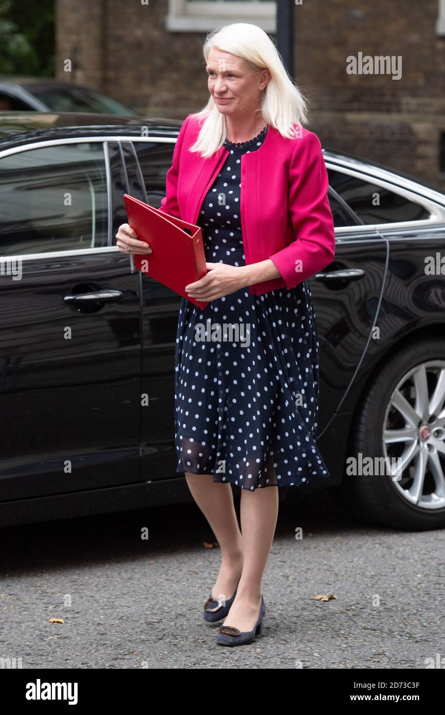 Die konservative Parteivorsitzende Amanda Milling kommt in der Downing Street, London, zu einer Kabinettssitzung beim Foreign and Commonwealth Office (FCO) an. Bilddatum: Dienstag, 8. September 2020. Bildnachweis sollte lauten: Matt Crossick/Empics Stockfoto