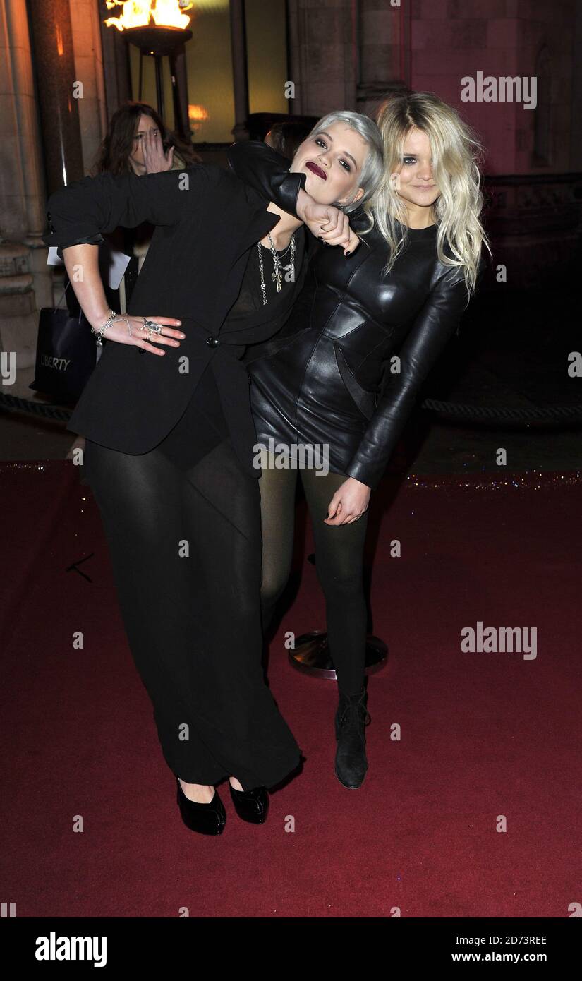 Pixie Geldof kommt bei den British Fashion Awards an den Royal Courts of Justice im Zentrum von London an. Stockfoto