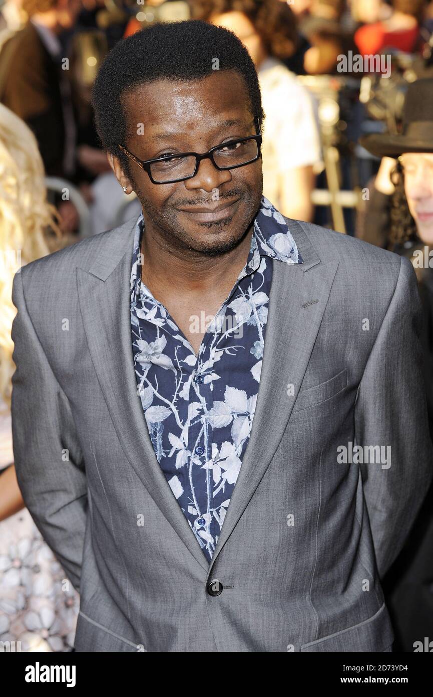 Stephen K Amos kommt zur Premiere von Infidel im Hammersmith Apollo in West-London. Stockfoto