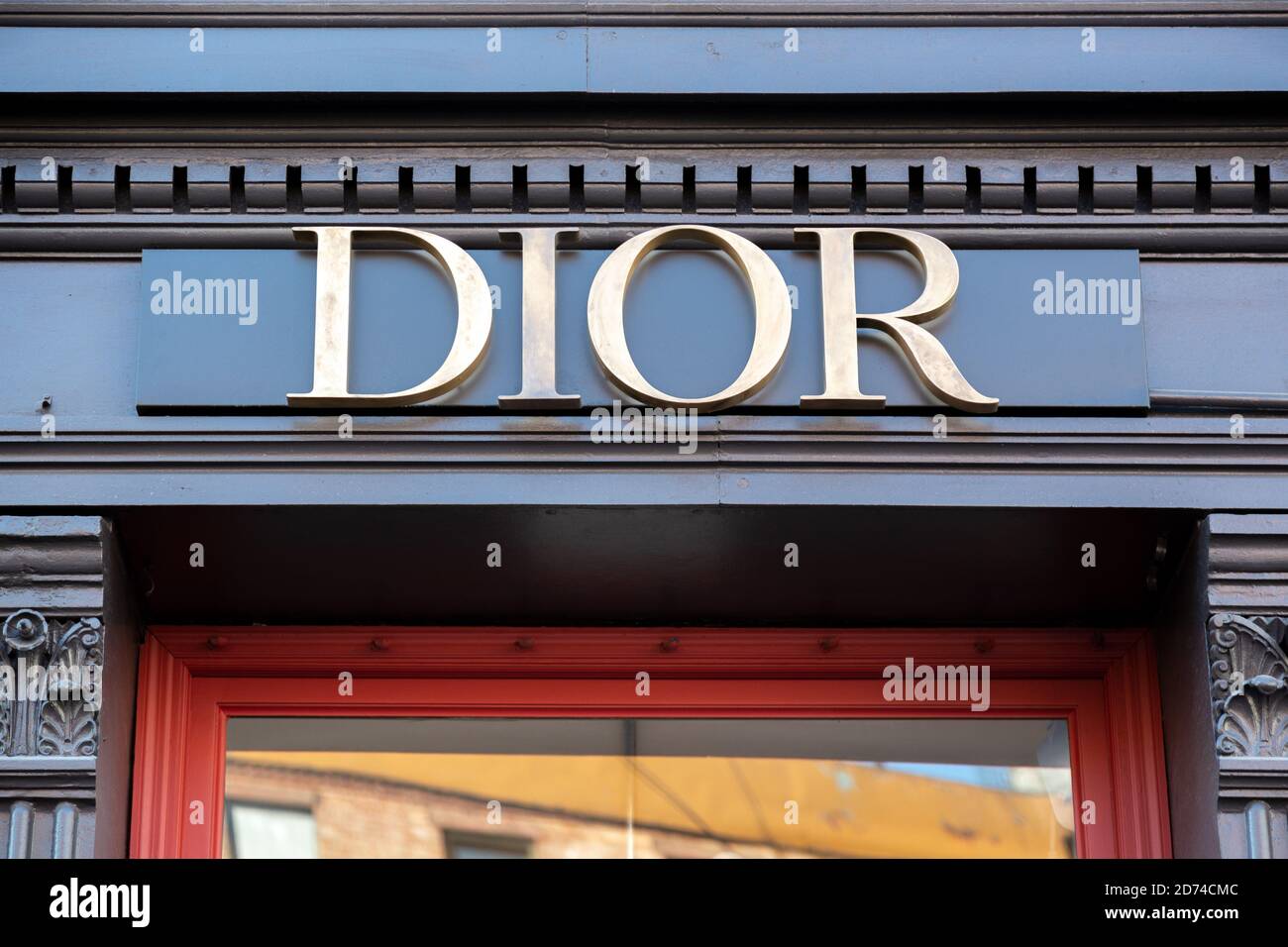Dior-Geschäft vor dem Eingang in Meatpacking District, Manhattan/400 West 14th Street in New York City Stockfoto